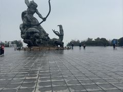 -巴陵广场