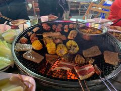 -小辣椒汤锅烧烤(温泉南街店)