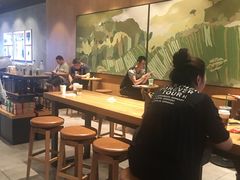 大堂-星巴克(广州百信广场东区店)