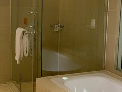 -武汉汉口火车站东方建国大酒店