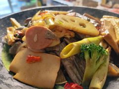 -天天向上素食餐厅(五台山店)
