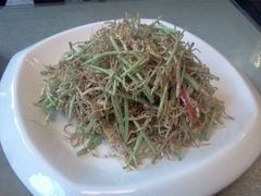 芦蒿香芋丝-金陵一哥龙虾(水木秦淮店)