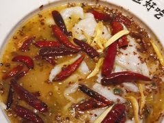 -太二酸菜鱼(武汉光谷保利店)