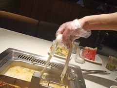 -海底捞火锅鲜切牛肉主题店(长寿路店)