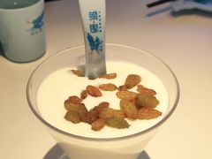 玫瑰蜂蜜养颜酸奶-疆遇·新新新新的新疆菜(万达店)