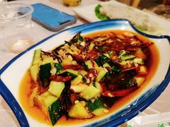刀拍黄瓜-霄汉牛三鲜湖北砂锅菜(万松园2店)