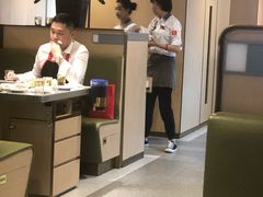 -海底捞火锅(漕宝路店)