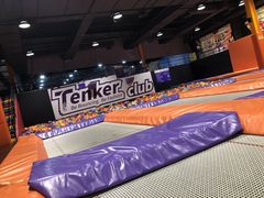 -Tenker Club弹刻极限主题公园 · 蹦床 · 团建 · 生日派对(大关店)
