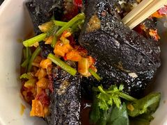 -黑色经典臭豆腐·湖南特产(步行街店)