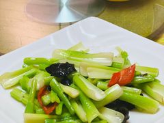 木耳炒水果芹菜-海鲜街菜馆(海珠南路店)