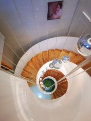 -比华利美容医院