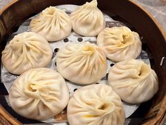 -莱莱小笼·乔艾