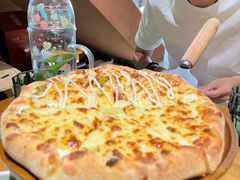 -Dragon Pizza•圆脸龙披萨·牛排餐厅