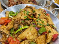 千页豆腐-张大师鸭爪爪特色干锅(南湖店)