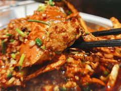 -凤凰路何眼镜香辣蟹(花果园店)
