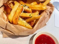 -春树下·树屋花房西餐厅(罍街AS1980店)