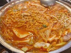 部队火锅-富乐满韩国正宗炸鸡韩国料理(虹泉路店)