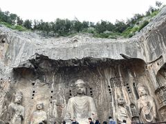 -龙门石窟
