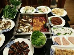 -百年川椒重庆老火锅(光谷店)