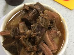 萝卜焖牛腩牛肚-芬芳甜品(同福路店)