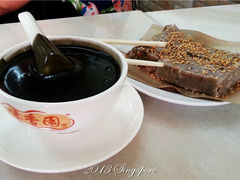 芝麻糊、芋头糕-味香园传统甜品店(牛车水店)