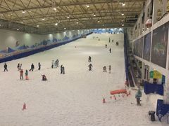 -乔波室内滑雪场