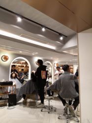 -苏豪路易士·嘉玛发廊