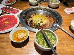 -城墙拐拐火锅(三峡广场黑金冠店)