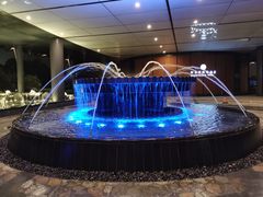 -上海滴水湖皇冠假日酒店