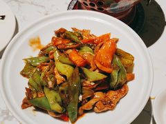 -关东小磨东北菜(漕河泾印象城店)