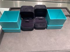 -Tiffany & Co.蒂芙尼
(杭州大厦店)
