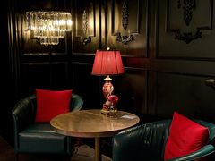 -弦月窗LUNETTE BY AMANDA(复兴路店)