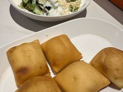 -小河公主秘制烤羊腿(小绿谷店)