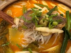 -醉辉皇上海之巅(上海中心大厦店)