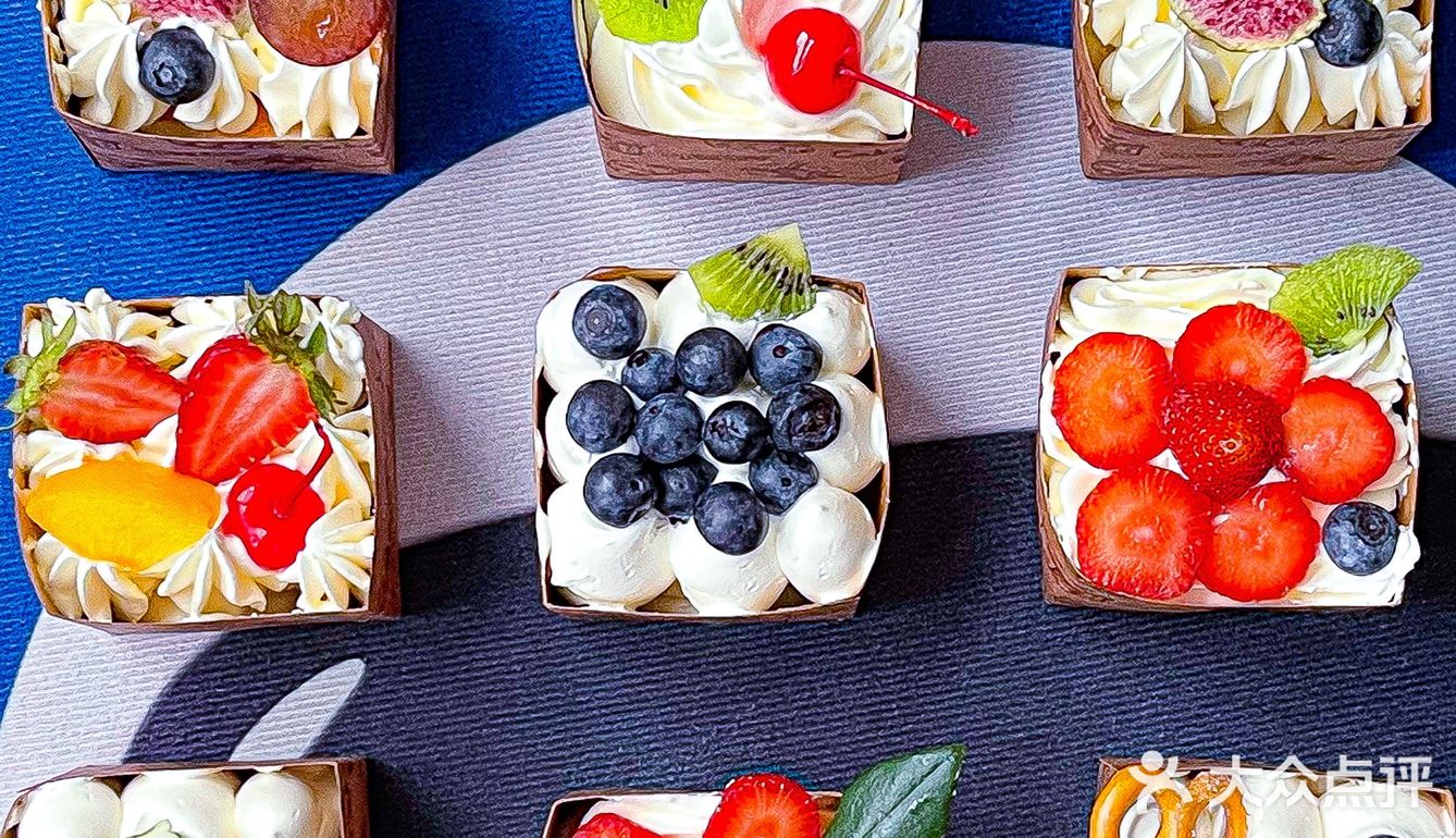 生日朋友送了我纸杯蛋糕｜一人一个太方便了