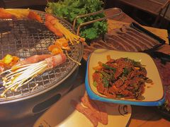 -炉盛炭火烤肉