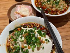 重庆小面-周小波重庆小面·重庆名小吃(邹容路店)