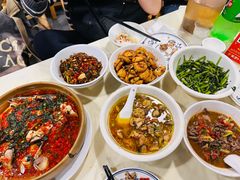 -笨罗卜浏阳菜馆(太平街店)