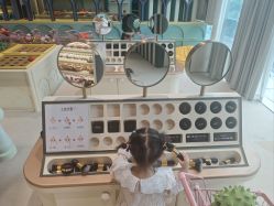 -奈尔宝家庭中心·亲子餐厅(长沙运达汇店)