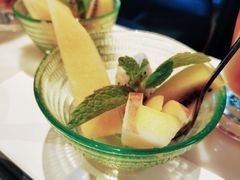 -港丽餐厅(高德置地店)