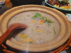 潮界生滚牛肉粥-潮界(虹桥新天地店)