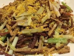 -铜锣湾·有麝自然香(重庆新天地店)