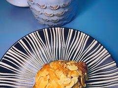 巴旦木羊角-Dough&Joe团憩(瑞虹天地月亮湾店)