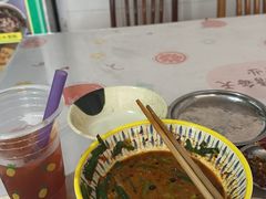 -余庆小吃(小吃一条街店)