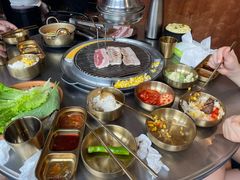 -釜山火炉·海鲜烤肉(紫藤路店)