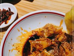 -八二小区抄手(龙湖上城天街店)