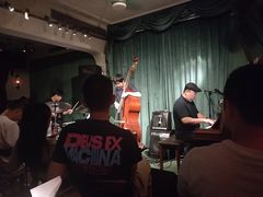-Tango by Ala House