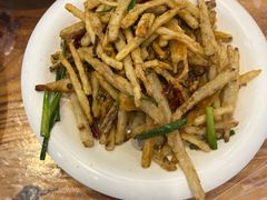 -江城燕子大排档(江汉路步行街店)