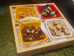 -状元人家·公园别墅衡东土菜(溪悦荟店)