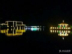 -上海怡沁园度假酒店